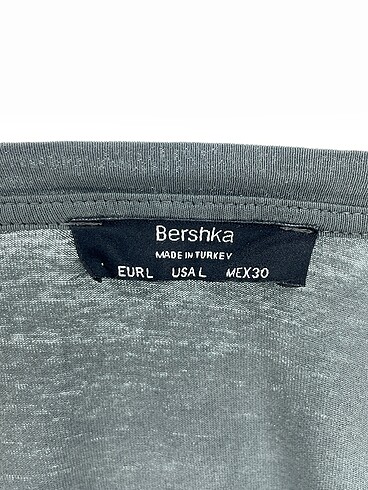 l Beden gri Renk Bershka T-shirt %70 İndirimli.