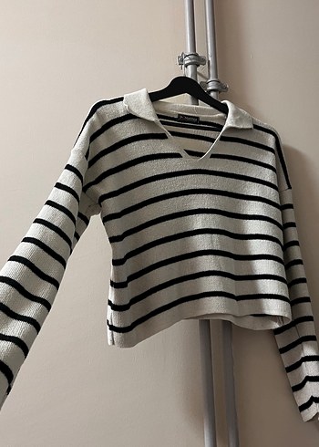 V Yaka Çizgili Örgü siyah-Beyaz Kadın Kazak - Görsel 2