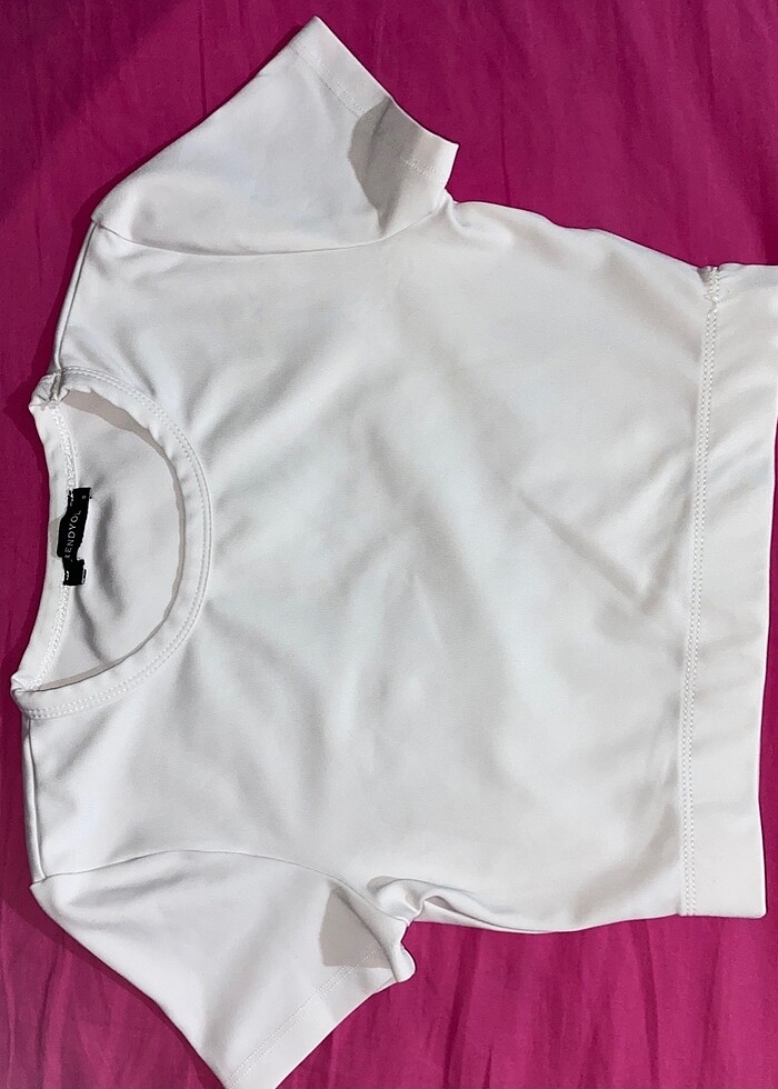 beyaz crop tişört - Görsel 3