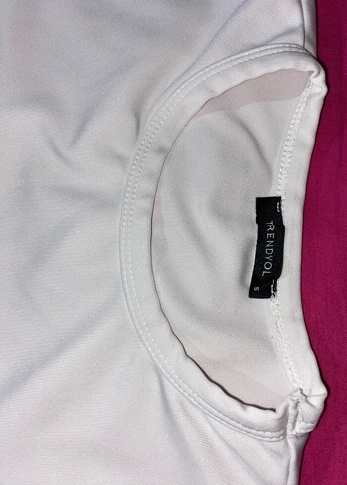 beyaz crop tişört - Görsel 2