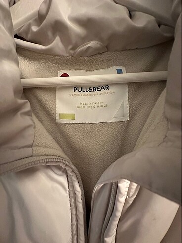 s Beden Pull & Bear Şişme Mont