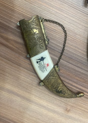 Altın Renkli Süsleme Figürlü Kılıç Biblo - Görsel 4