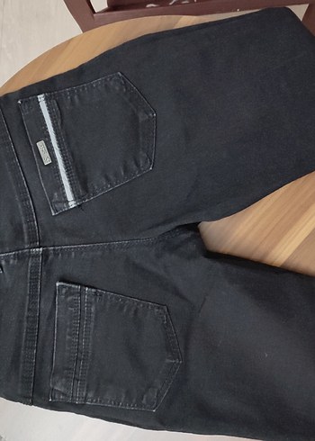 çocuk Erkek Siyah Denim Kemerli Dar Kesim Jean