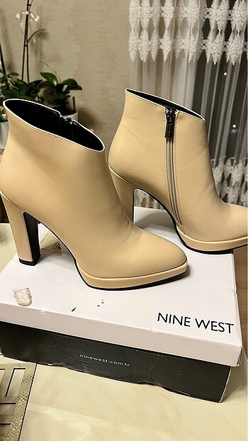 38 Beden ten rengi Renk Nine West topuklu bot