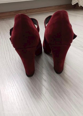 36 Beden bordo Renk Bordo Süet Tokalı Stiletto Kadın Ayakkabı