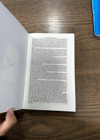 Ağaçkakan - Tom Robbins - Görsel 4