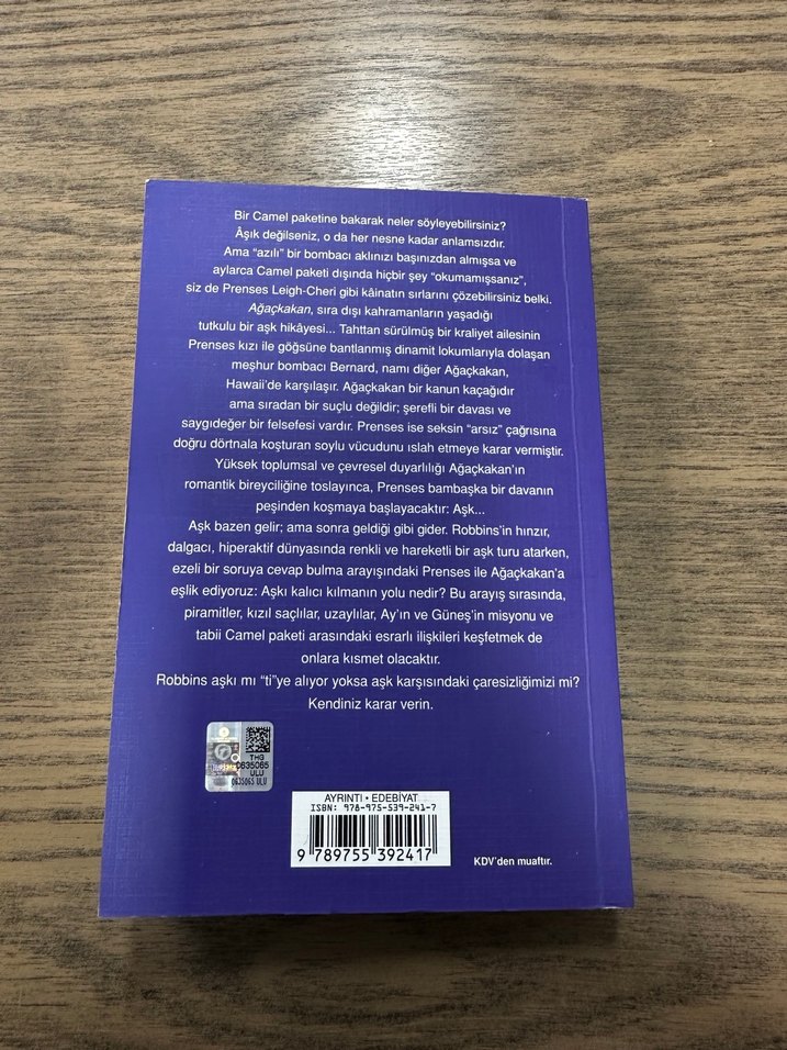 Ağaçkakan - Tom Robbins - Görsel 2