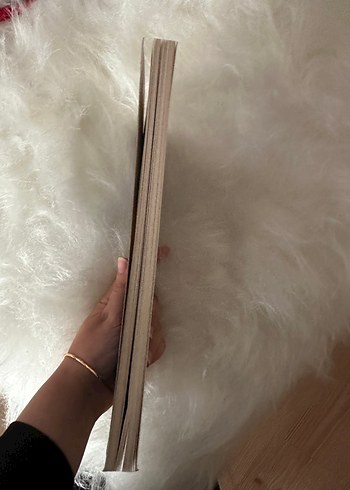 Engereğin Gözü - Zülfü Livaneli - Görsel 3