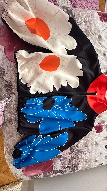 s Beden Crop ceket