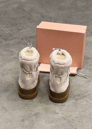 37 Beden Miu Miu kar botu