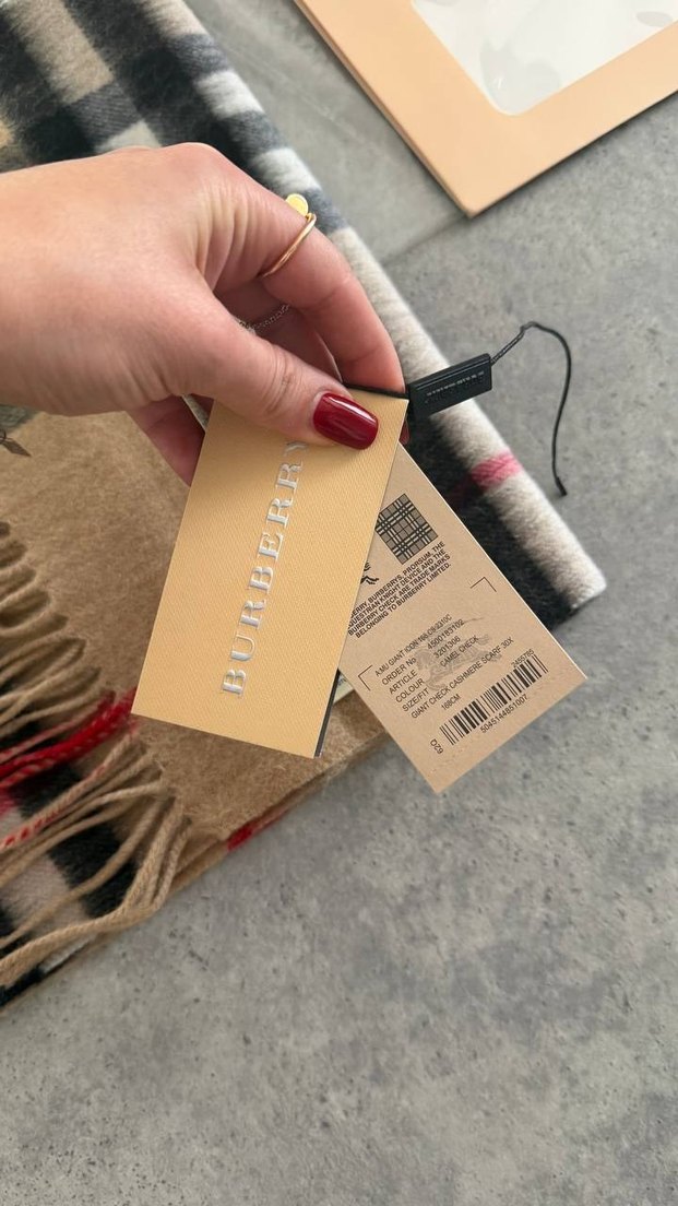 Burberry Scarf  %100 Cashmere
30x168 Cm - Görsel 4