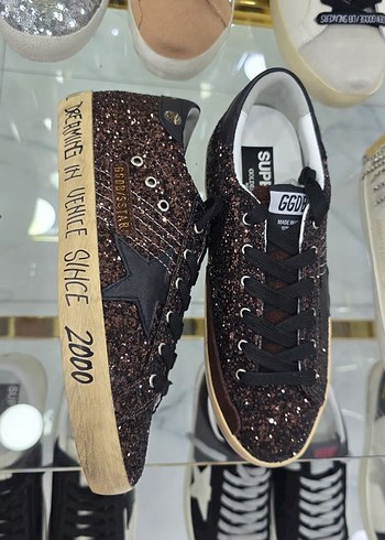Golden Goose Deluxe 39