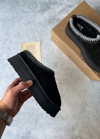 39 Beden UGG bot