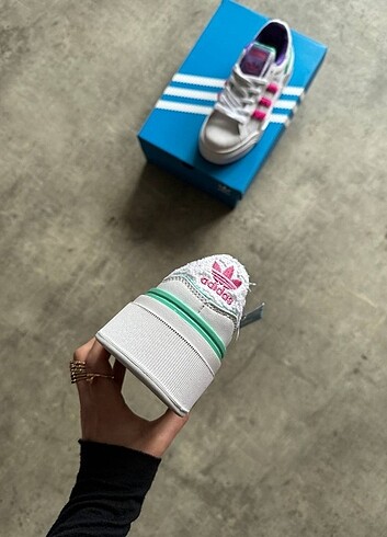 Adidas Superstar Bonega 2