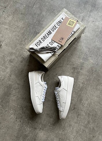 38 Beden beyaz Renk Golden Goose deluxe