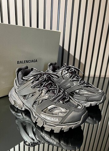 Balenciaga Balenciaga track 