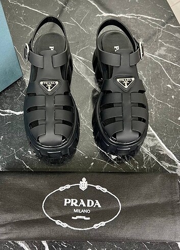 38 Beden Chanel Sandalet