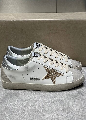 38 Beden beyaz Renk Golden Goose Deluxe