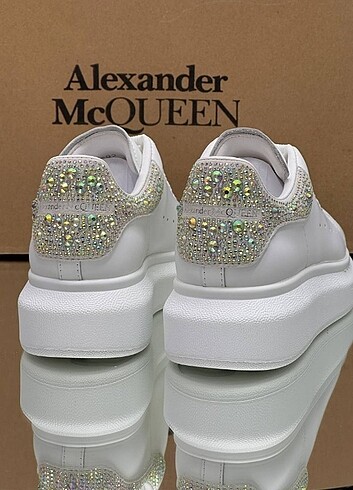 Alexander McQueen Alexander McQueen