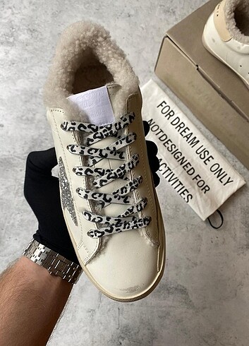 37 Beden beyaz Renk Golden Goose indirimli 