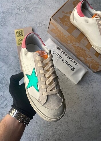 Golden Goose Deluxe Golden goose indirimli