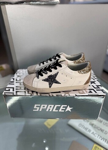 Golden Goose Deluxe Golden Goose Deluxe
