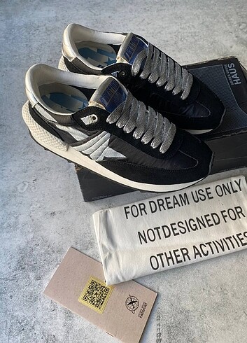 37 Beden siyah Renk Golden Goose Deluxe