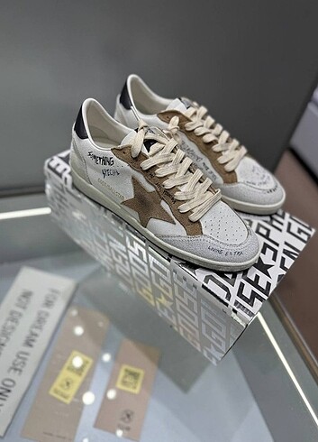 42 Beden beyaz Renk Golden Goose Deluxe