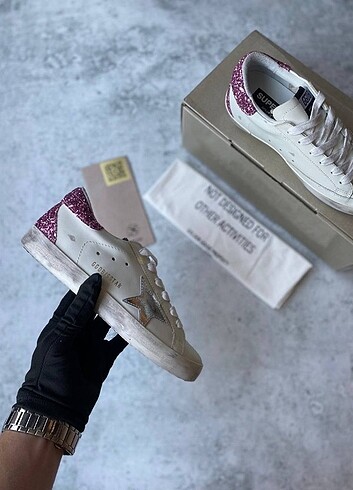 Golden Goose Deluxe 