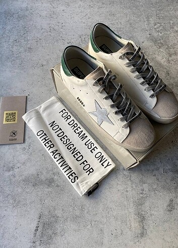 42 Beden Golden Goose Deluxe