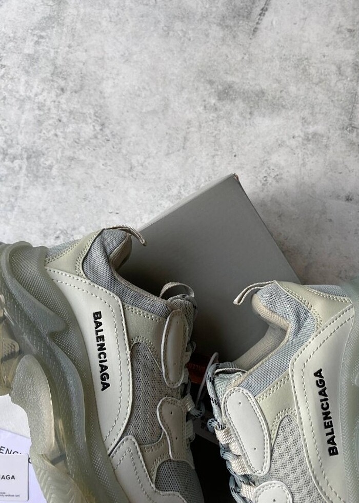 Balenciaga triple s - Görsel 3