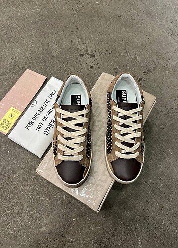 37 Beden Golden Goose Deluxe