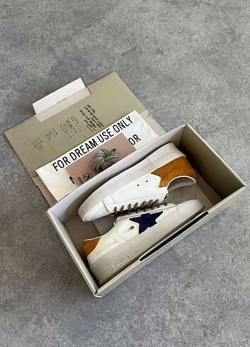 38 Beden beyaz Renk Golden Goose Deluxe