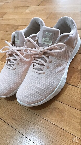 Nike kadın spor ayakkabı