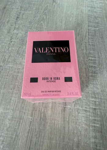 Valentino Donna parfüm - Görsel 4