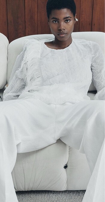 Zara tüylü bluz - Görsel 3