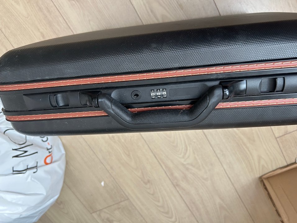 Siyah Erkek Tokalı Evrak Çantası - Görsel 2