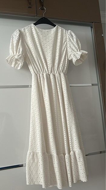 Beyaz elbise - Görsel 3
