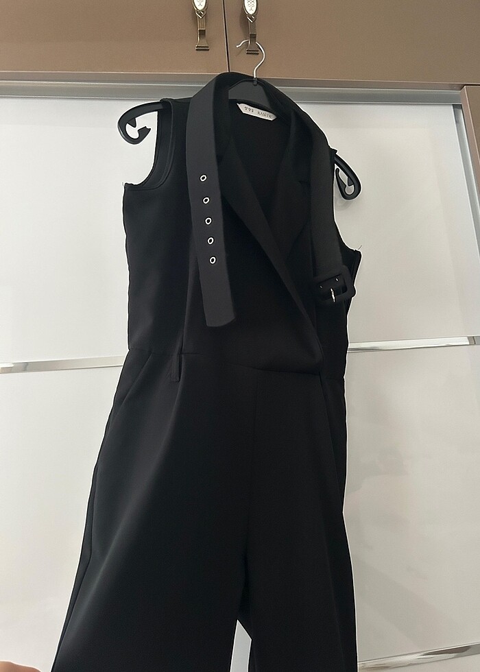 Siyah kemerli tulum - Görsel 3