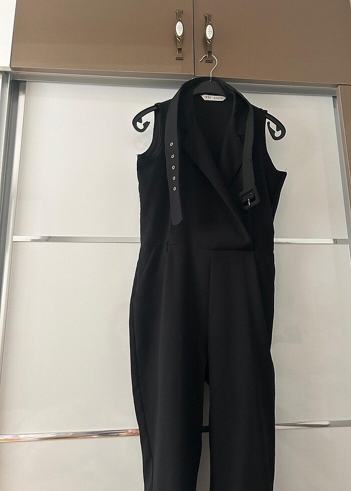 Siyah kemerli tulum - Görsel 4