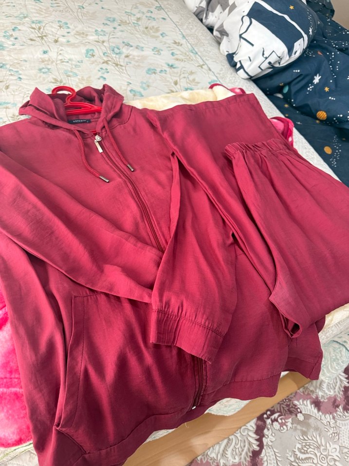 Bordo Kapüşonlu Kadın Ceket - Görsel 3