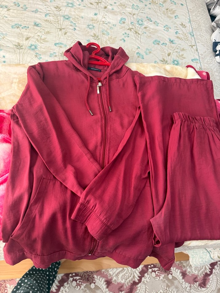 Bordo Kapüşonlu Kadın Ceket - Görsel 2