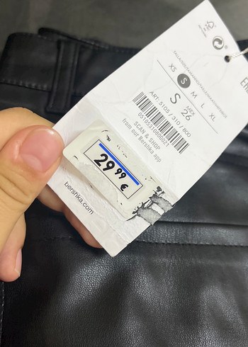 Bershka Kadın Siyah Deri Midi Pantolon
