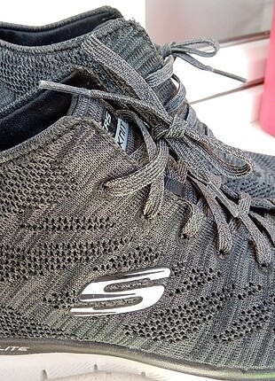 Skechers spor ayakkabı