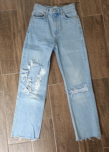 Mango yırtık jean