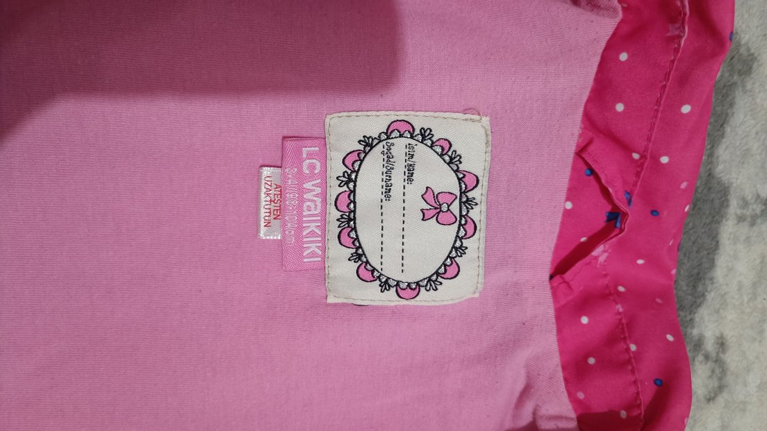 Kız Çocuk Pembe Düğmeli Yağmurluk - Görsel 2