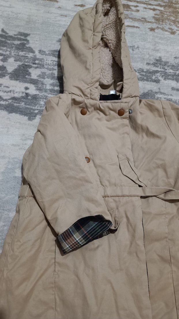 Çocuk Bej Kapüşonlu Uzun Kışlık Mont - Görsel 2