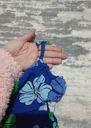 Kolsuz Mavi Çiçekli Kız Elbisesi - Görsel 3