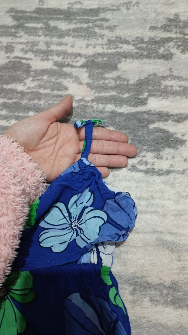 Kolsuz Mavi Çiçekli Kız Elbisesi - Görsel 3