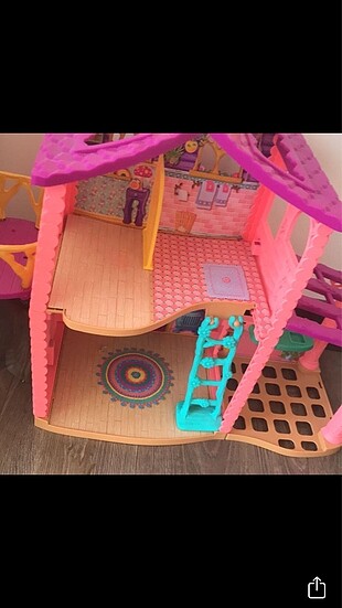 Enchantimals evi